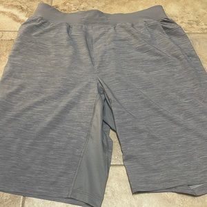 Mens lululemon THE shorts 11 heather grey